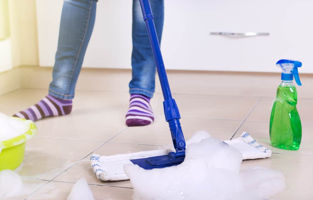 7 Best Tile Floor Cleaner Solutions, Best Way To Clean Tile Floors In Kitchen
