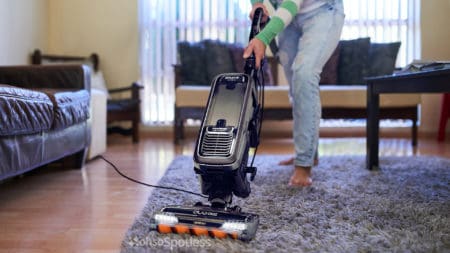 Cleaning shag carpet with a vacuum
