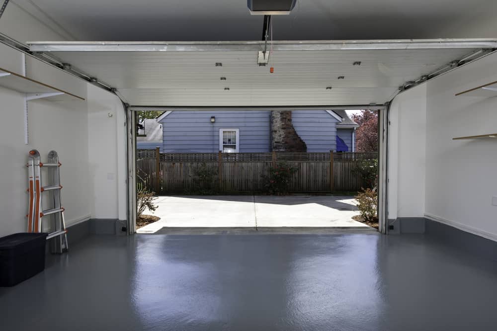 How to Clean Garage Floor