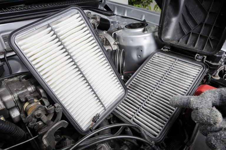 Changing a car air filter