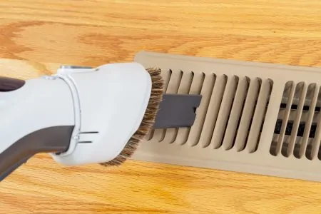 Vacuuming air vent