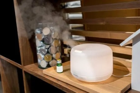 An electric aroma oil diffuser
