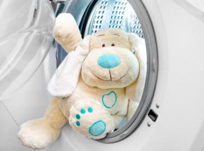 Washing a stuffed toy in the washing machine
