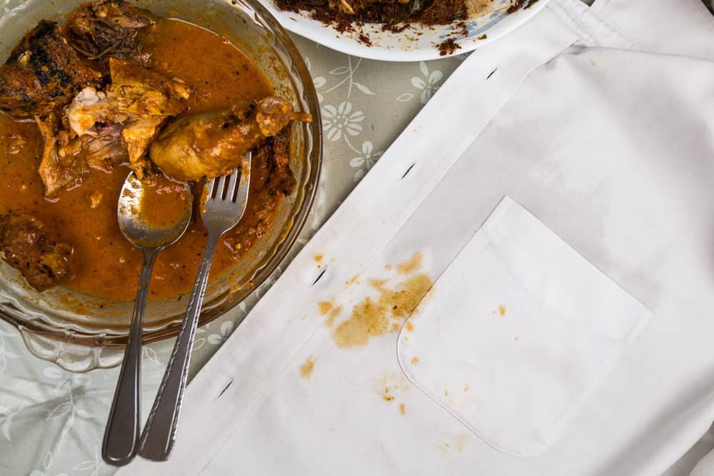 How to Remove Curry Stains (In a Flash) - Oh So Spotless