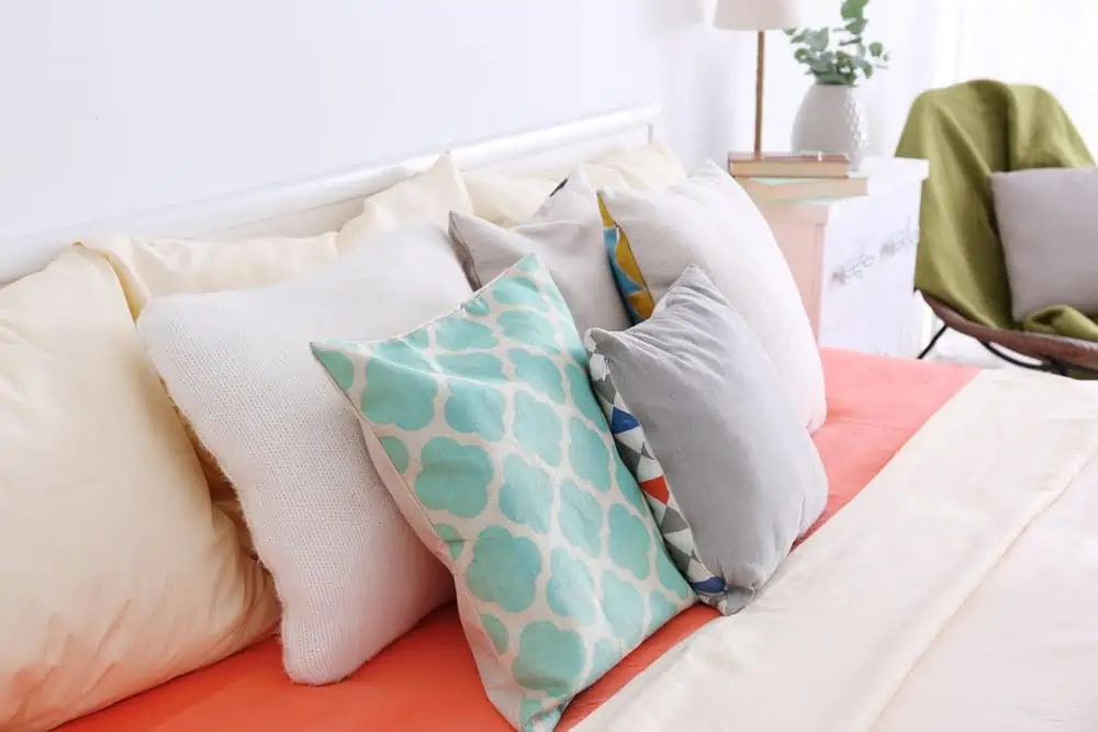 Bedroom pillows