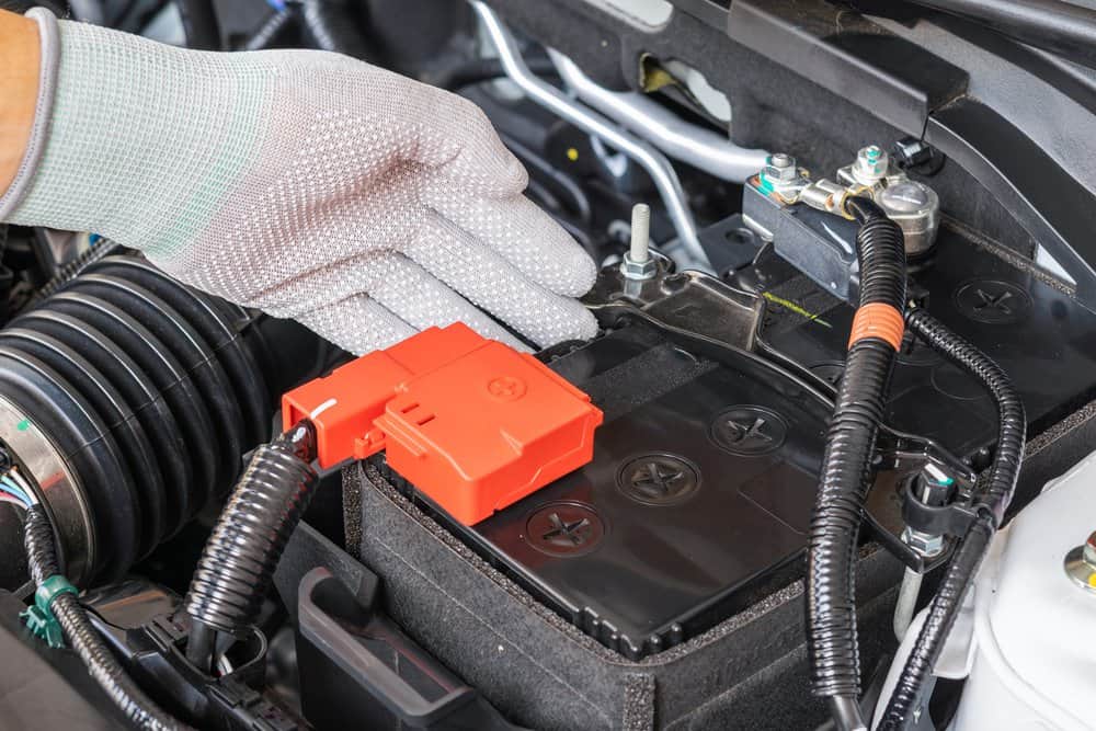 How to Clean a Car Battery
